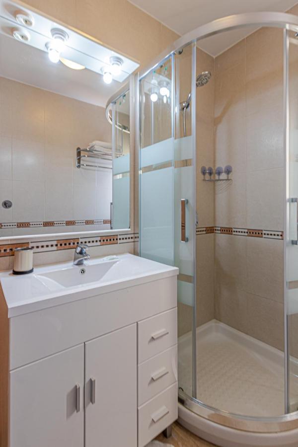 797 Holiday - Moderno Piso Con Terraza E Impresionantes Vistas. Apartamento *